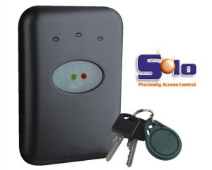 20100413123728_large_CS40_Solo_Readerwithkeyandlogo1